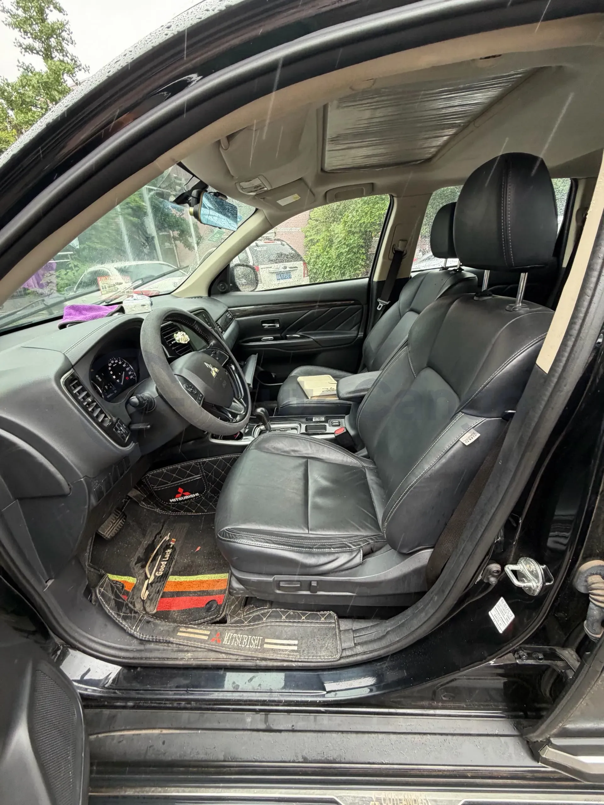 2019 Mitsubishi Outlander 2.0L 166HP L4 CVT,autocango,china used car exporter,china ev exporter,chinese used car exporter,chinese used ev exporter