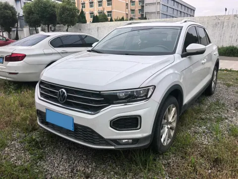 2022 Volkswagen T-Roc 1.4T 150HP L4 7DCT,autocango,china used car exporter,china ev exporter,chinese used car exporter,chinese used ev exporter