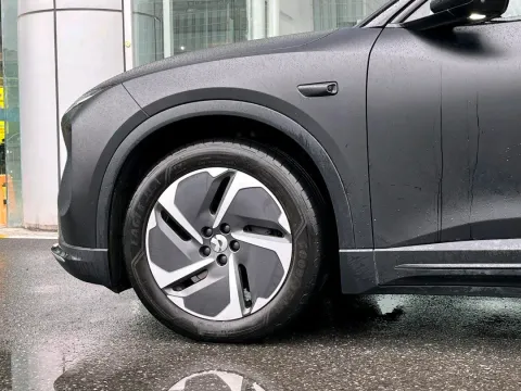 2023 NIO ET5T BEV 75KWH