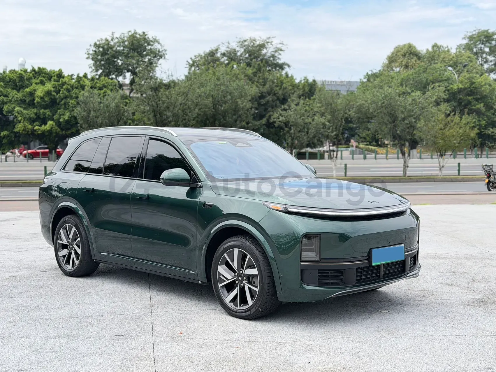 2023 Li L8 Range Extended 154HP REEV 40.9KWH,autocango,china used car exporter,china ev exporter,chinese used car exporter,chinese used ev exporter