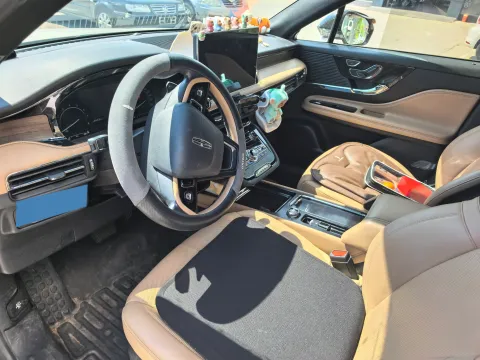 2021 Lincoln Corsair 2.0T 245HP L4 8AT,autocango,china used car exporter,china ev exporter,chinese used car exporter,chinese used ev exporter