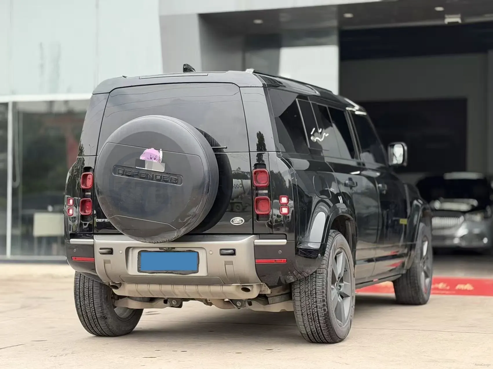 2023 Land Rover Defender 3.0T 400HP L6 8AT,autocango,china used car exporter,china ev exporter,chinese used car exporter,chinese used ev exporter