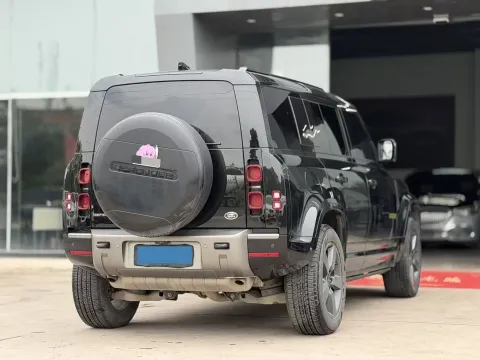 2023 Land Rover Defender 3.0T 400HP L6 8AT