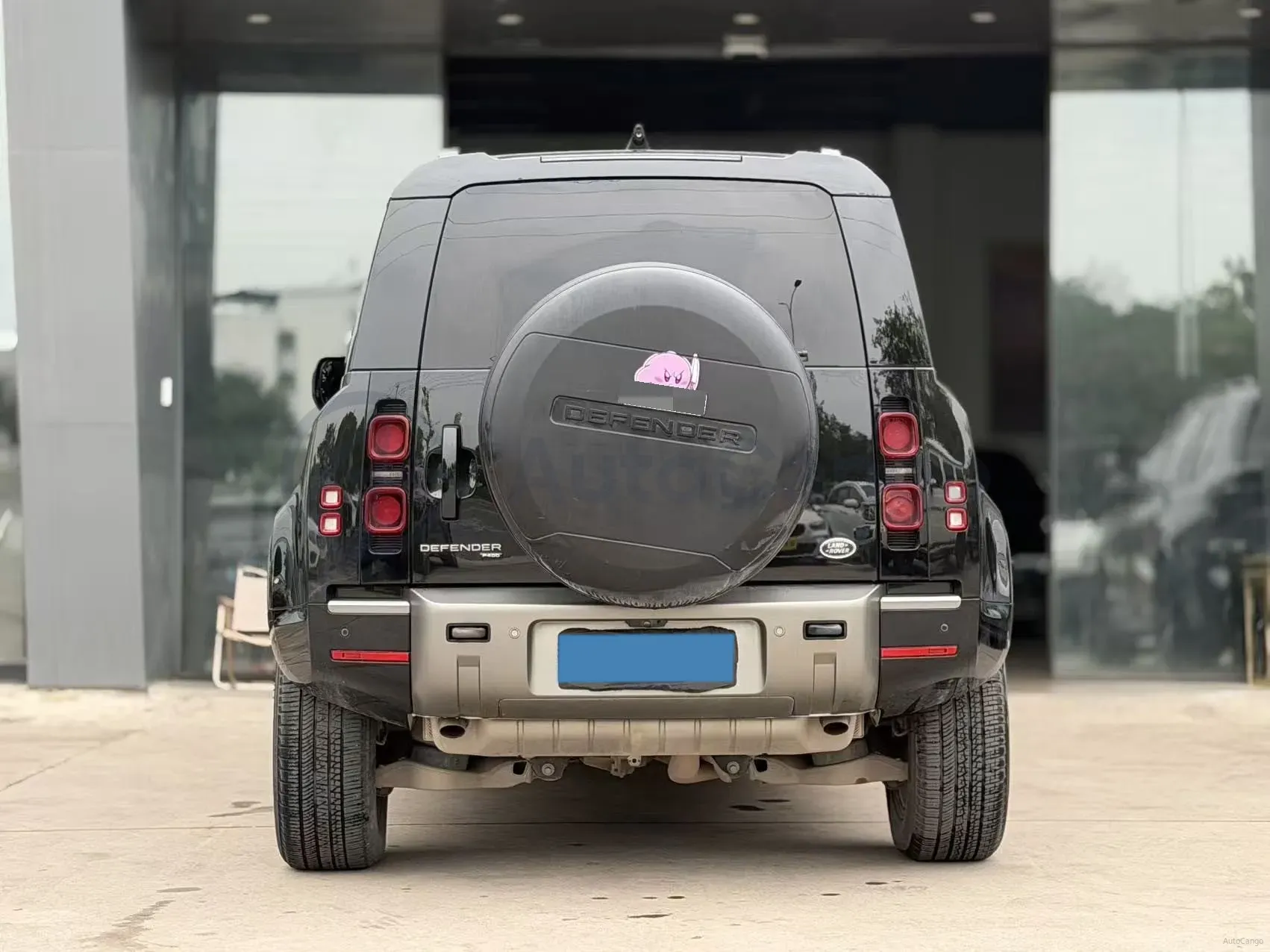 2023 Land Rover Defender 3.0T 400HP L6 8AT,autocango,china used car exporter,china ev exporter,chinese used car exporter,chinese used ev exporter