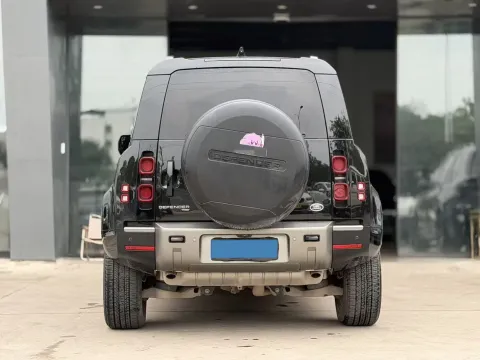 2023 Land Rover Defender 3.0T 400HP L6 8AT,autocango,china used car exporter,china ev exporter,chinese used car exporter,chinese used ev exporter