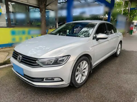 2018 VOLKSWAGEN MAGOTAN,autocango,china used car exporter,china ev exporter,chinese used car exporter,chinese used ev exporter