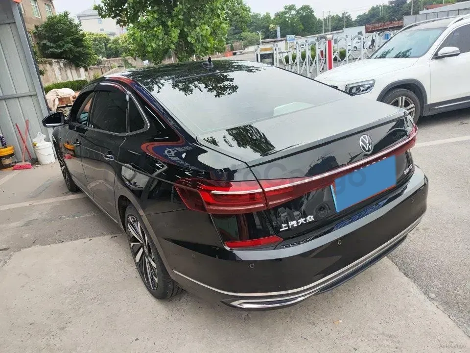 2022 Xpeng P7 BEV 60.2KWH,autocango,china used car exporter,china ev exporter,chinese used car exporter,chinese used ev exporter