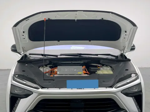 2020 NIO ES8 BEV 70KWH