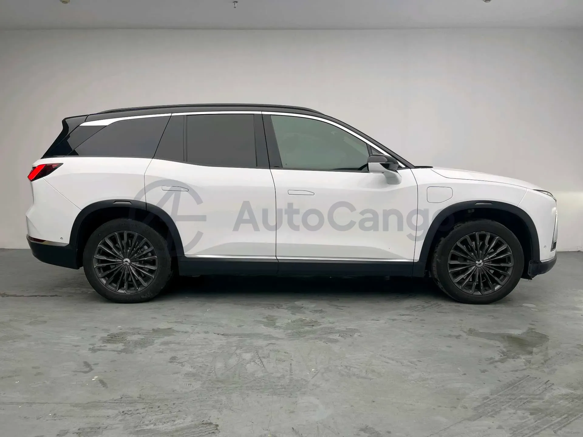 2020 NIO ES8 BEV 70KWH,autocango,china used car exporter,china ev exporter,chinese used car exporter,chinese used ev exporter