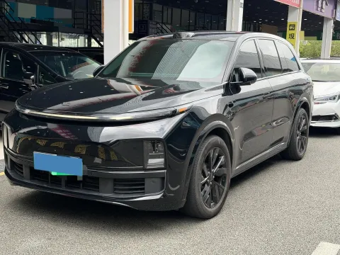2023 LI L8,autocango,china used car exporter,china ev exporter,chinese used car exporter,chinese used ev exporter