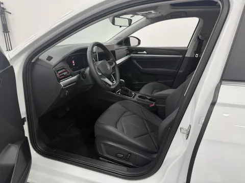 2024 Volkswagen Lavida 1.5T 160HP L4 7DCT,autocango,china used car exporter,china ev exporter,chinese used car exporter,chinese used ev exporter