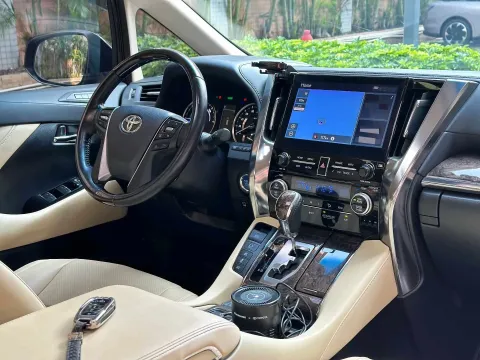 2021 Toyota Vellfire 2.5L 117HP L4 E-CVT Hybrid