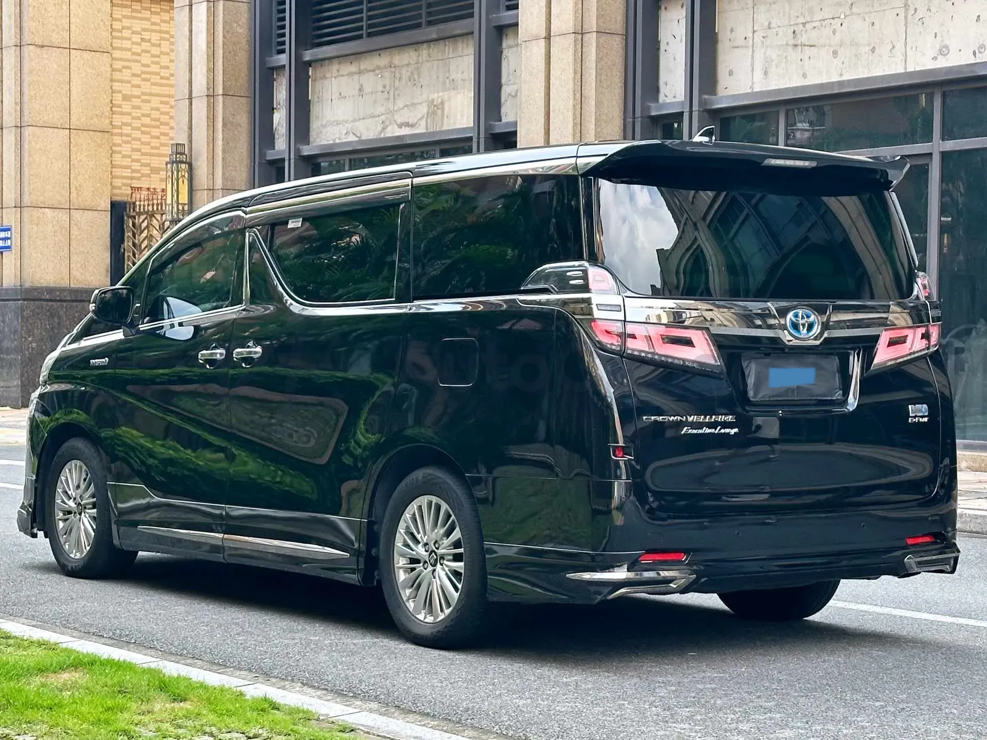 2021 Toyota Vellfire 2.5L 117HP L4 E-CVT Hybrid,autocango,china used car exporter,china ev exporter,chinese used car exporter,chinese used ev exporter