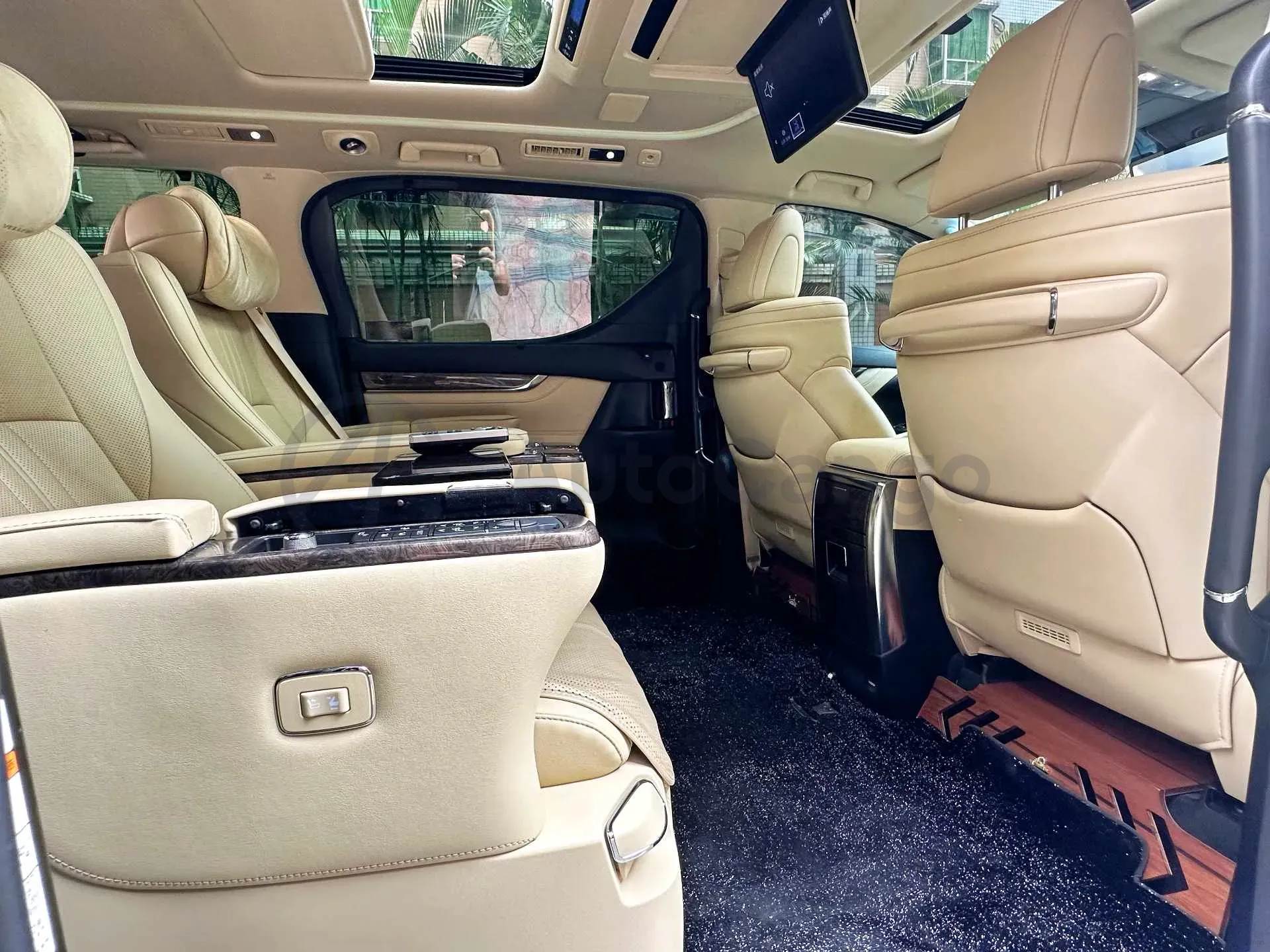 2021 Toyota Vellfire 2.5L 117HP L4 E-CVT Hybrid,autocango,china used car exporter,china ev exporter,chinese used car exporter,chinese used ev exporter