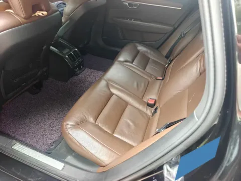 2020 Volvo S90 2.0T 254HP L4 8AT,autocango,china used car exporter,china ev exporter,chinese used car exporter,chinese used ev exporter