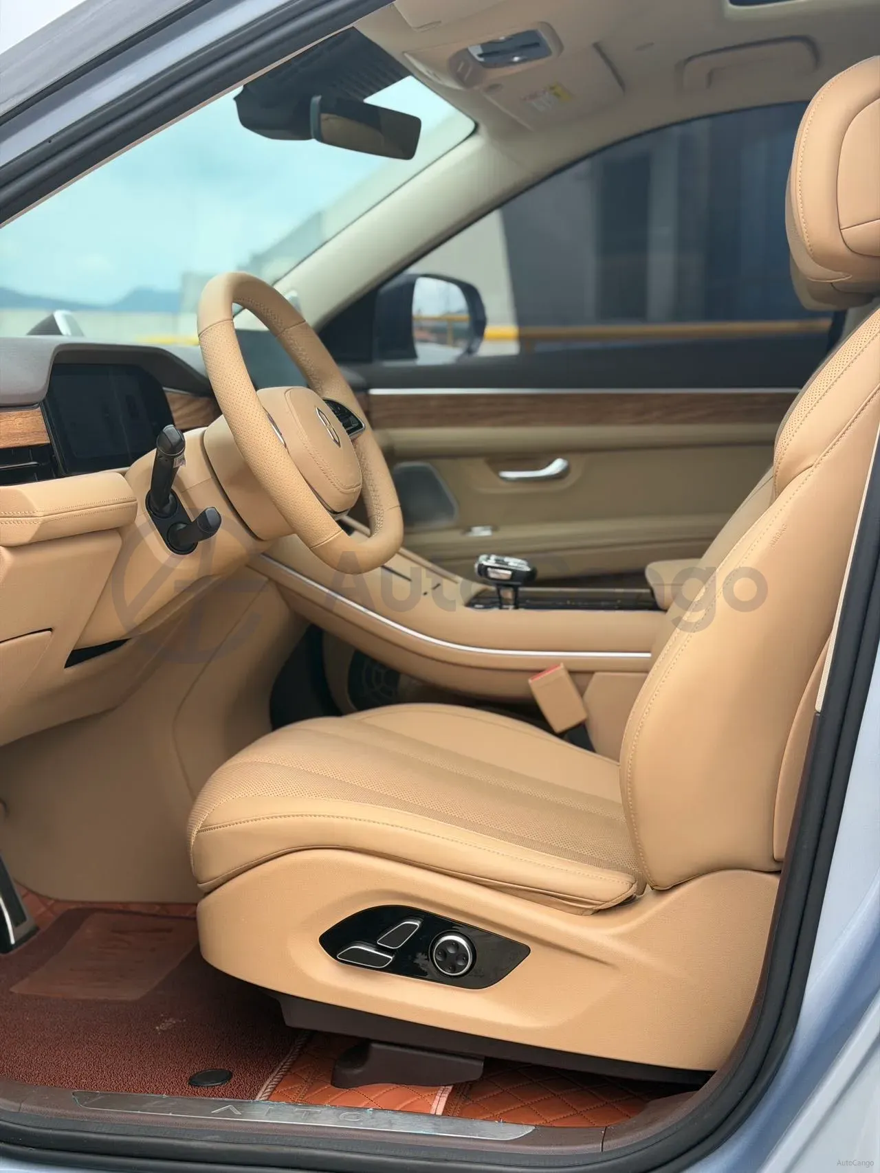 2024 Ford Transit 2.0T 143HP L4 9AT,autocango,china used car exporter,china ev exporter,chinese used car exporter,chinese used ev exporter