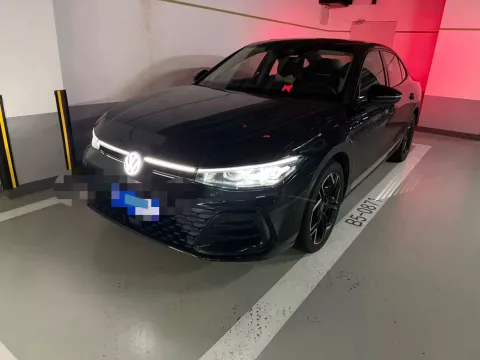 2026 VOLKSWAGEN PASSAT,autocango,china used car exporter,china ev exporter,chinese used car exporter,chinese used ev exporter