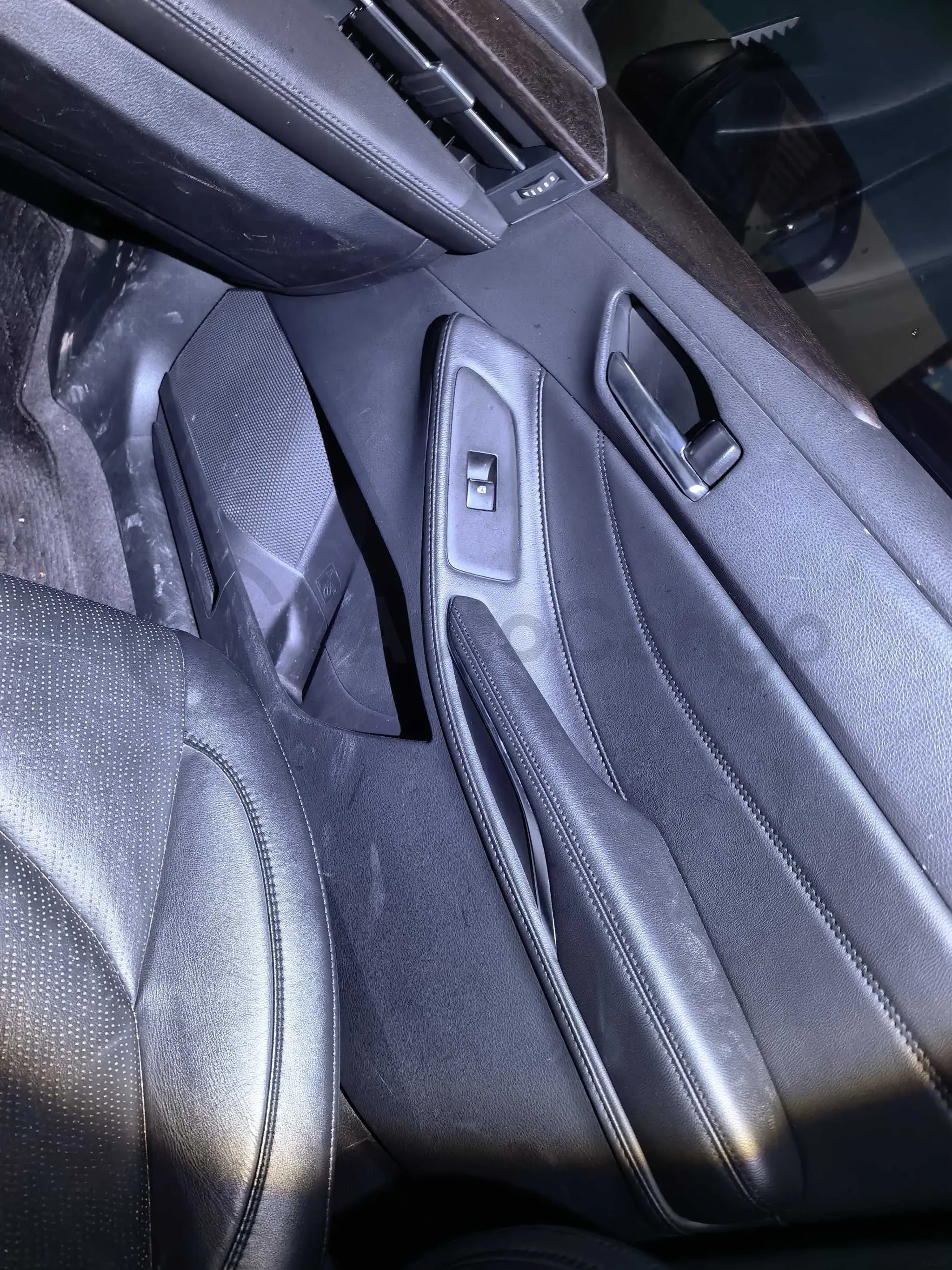 2022 Toyota Avalon 2.0L 178HP L4 CVT,autocango,china used car exporter,china ev exporter,chinese used car exporter,chinese used ev exporter