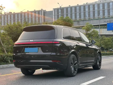 2022 Li L9 Range Extended 154HP REEV 42.6KWH