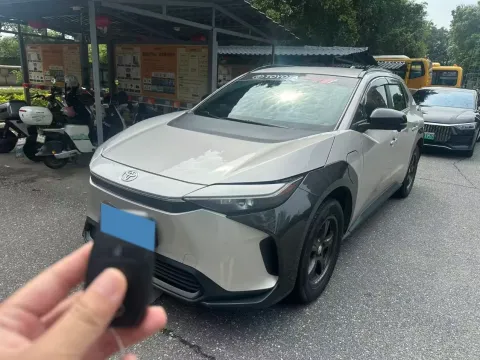 2022 TOYOTA BZ4X,autocango,china used car exporter,china ev exporter,chinese used car exporter,chinese used ev exporter