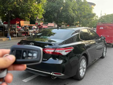 2023 Toyota Camry 2.0L 177HP L4 CVT,autocango,china used car exporter,china ev exporter,chinese used car exporter,chinese used ev exporter