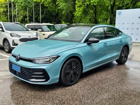 2025 VOLKSWAGEN PASSAT,autocango,china used car exporter,china ev exporter,chinese used car exporter,chinese used ev exporter