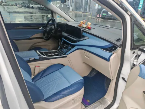 2022 Buick GL8 2.0T 237HP L4 9AT