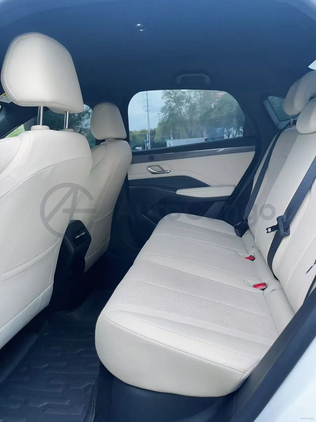 2025 BYD Seal05 DM-i 1.5L 101HP L4 E-CVT PHEV 7.68KWH,autocango,china used car exporter,china ev exporter,chinese used car exporter,chinese used ev exporter