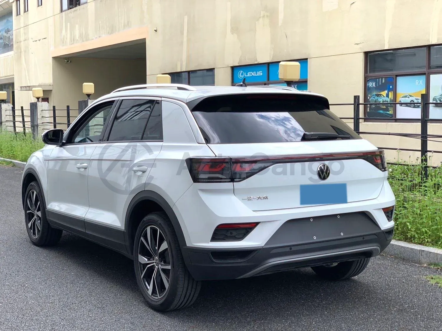 2025 Volkswagen T-Roc 1.4T 150HP L4 7DCT,autocango,china used car exporter,china ev exporter,chinese used car exporter,chinese used ev exporter