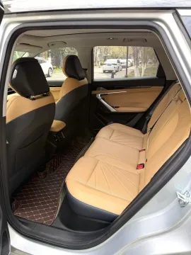 2023 Geely StarRay 1.5T 181HP L4 7DCT,autocango,china used car exporter,china ev exporter,chinese used car exporter,chinese used ev exporter