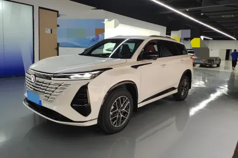 2026 CHANGAN CS75 PLUS,autocango,china used car exporter,china ev exporter,chinese used car exporter,chinese used ev exporter