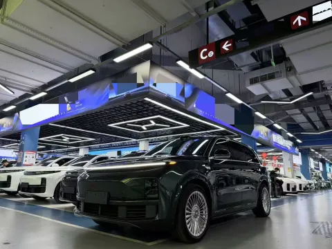 2022 LI L9,autocango,china used car exporter,china ev exporter,chinese used car exporter,chinese used ev exporter