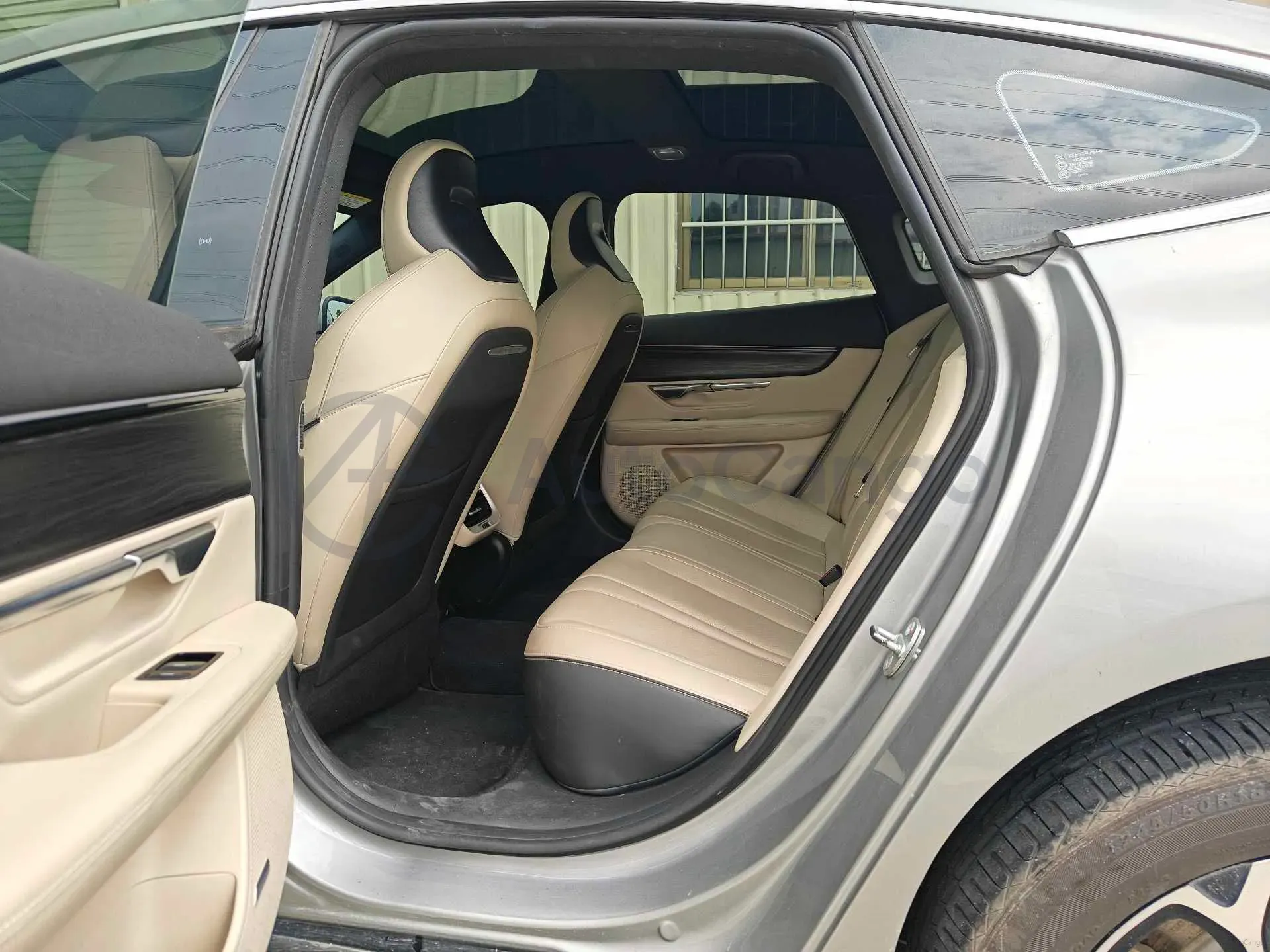2022 Xpeng P7 BEV 83.1KWH,autocango,china used car exporter,china ev exporter,chinese used car exporter,chinese used ev exporter