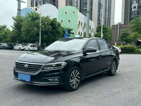 2022 VOLKSWAGEN T-ROC,autocango,china used car exporter,china ev exporter,chinese used car exporter,chinese used ev exporter