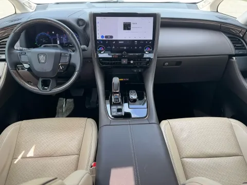 2024 Toyota Vellfire 2.5L 190HP L4 E-CVT Hybrid