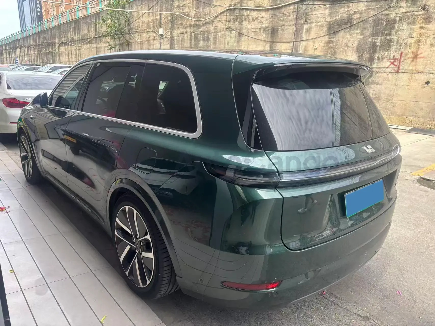 2022 Li L9 Range Extended 154HP REEV 42.6KWH,autocango,china used car exporter,china ev exporter,chinese used car exporter,chinese used ev exporter