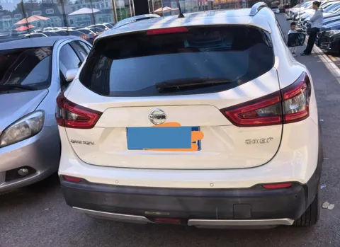 2022 Nissan Qashqai 2.0L 151HP L4 CVT,autocango,china used car exporter,china ev exporter,chinese used car exporter,chinese used ev exporter