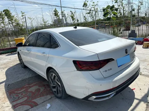 2023 Volkswagen Sagitar 1.4T 150HP L4 7DCT