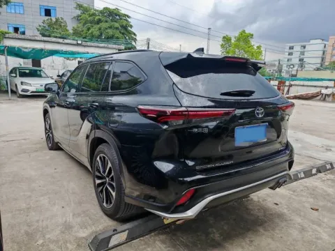 2023 Toyota Crown Kluger 2.5L 189HP L4 E-CVT Hybrid,autocango,china used car exporter,china ev exporter,chinese used car exporter,chinese used ev exporter