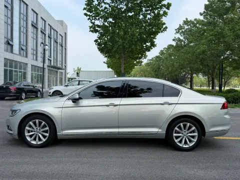 2019 Chevrolet Malibu XL 2.0T 241HP L4 9AT,autocango,china used car exporter,china ev exporter,chinese used car exporter,chinese used ev exporter