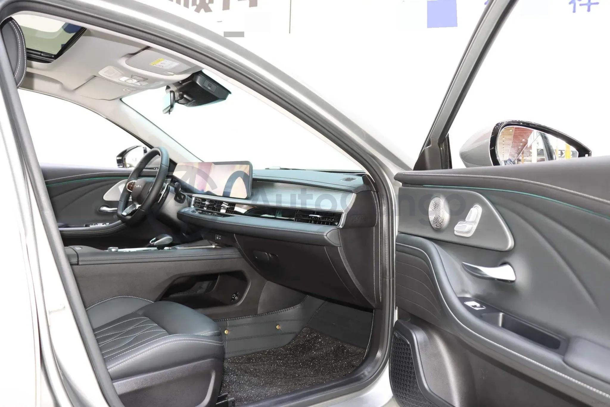2024 Chery Arrizo 8 2.0T 254HP L4 7DCT,autocango,china used car exporter,china ev exporter,chinese used car exporter,chinese used ev exporter