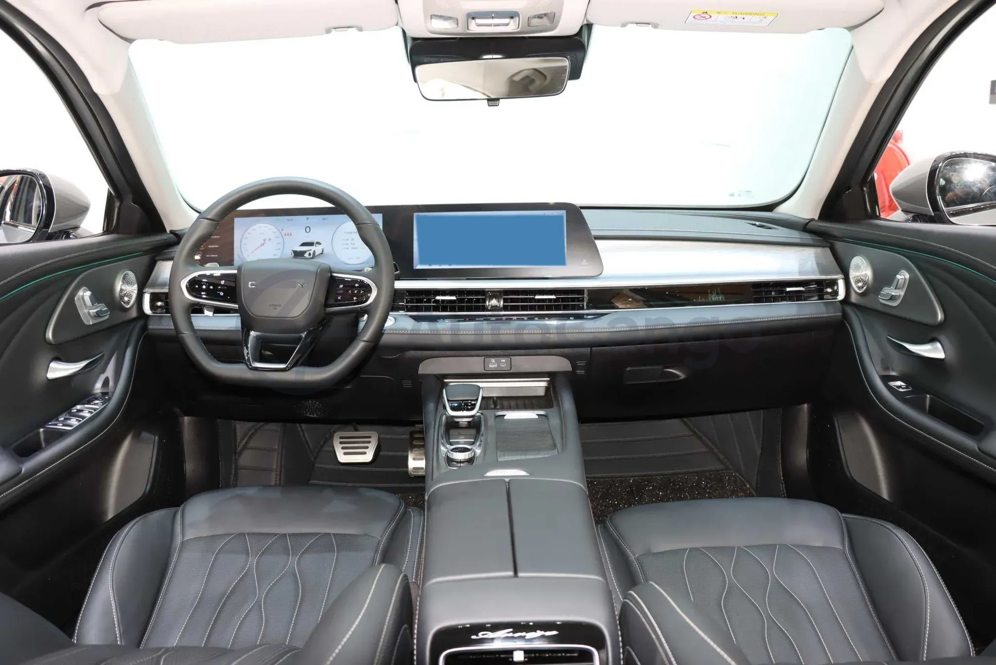 2024 Chery Arrizo 8 2.0T 254HP L4 7DCT,autocango,china used car exporter,china ev exporter,chinese used car exporter,chinese used ev exporter
