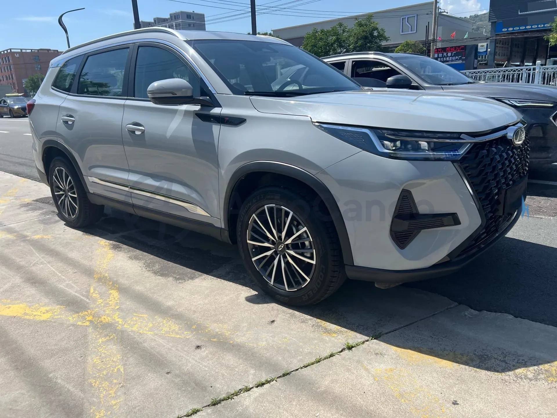 2022 Chery Tiggo 8 PRO 1.6T 197HP L4 7DCT,autocango,china used car exporter,china ev exporter,chinese used car exporter,chinese used ev exporter
