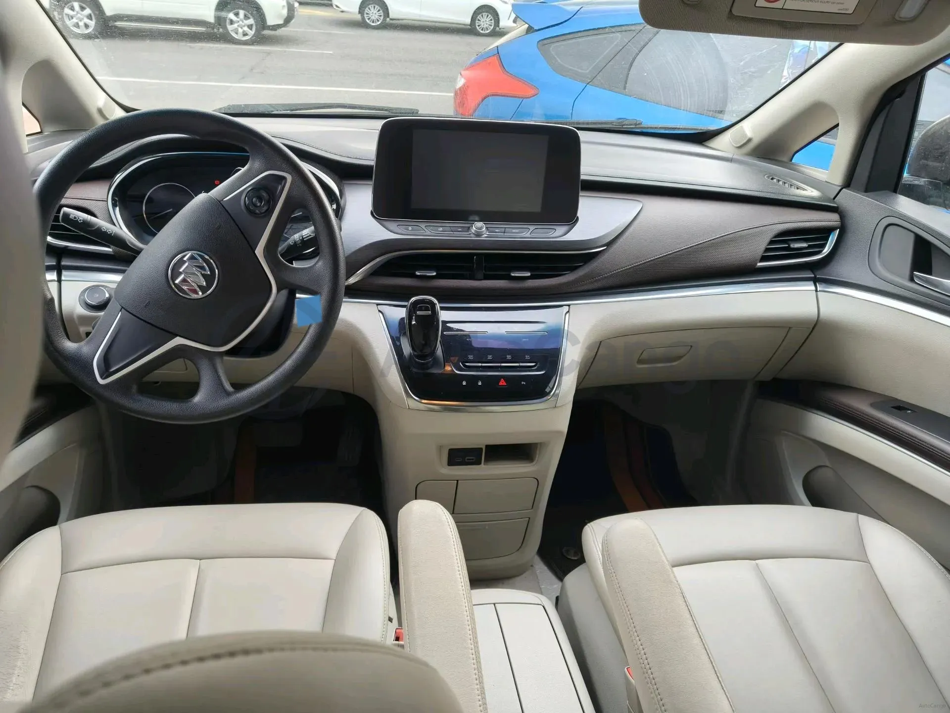 2022 Buick GL8 2.0T 237HP L4 9AT,autocango,china used car exporter,china ev exporter,chinese used car exporter,chinese used ev exporter