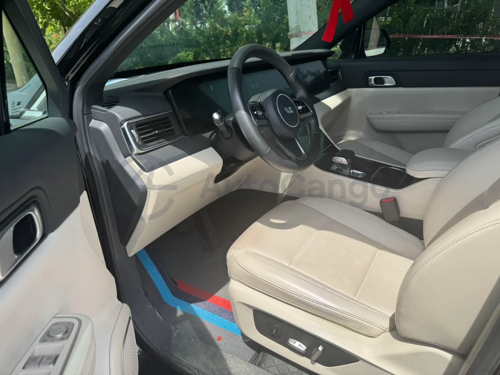 2021 Li ONE Range Extended 131HP REEV 40.5KWH,autocango,china used car exporter,china ev exporter,chinese used car exporter,chinese used ev exporter