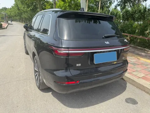 2021 Li ONE Range Extended 131HP REEV 40.5KWH,autocango,china used car exporter,china ev exporter,chinese used car exporter,chinese used ev exporter