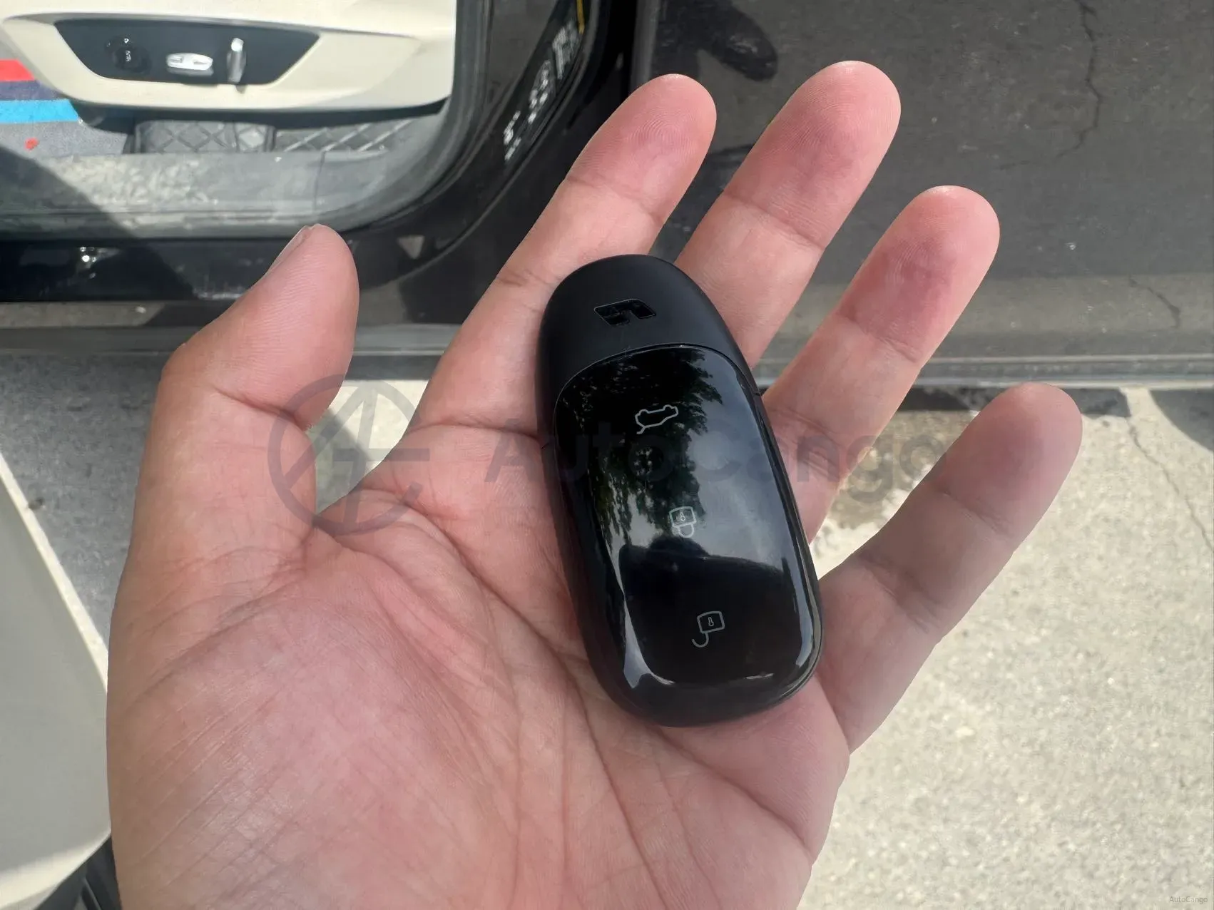 2021 Li ONE Range Extended 131HP REEV 40.5KWH,autocango,china used car exporter,china ev exporter,chinese used car exporter,chinese used ev exporter