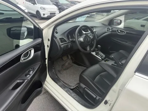 2021 Nissan Sylphy 1.6L 122HP L4 CVT,autocango,china used car exporter,china ev exporter,chinese used car exporter,chinese used ev exporter