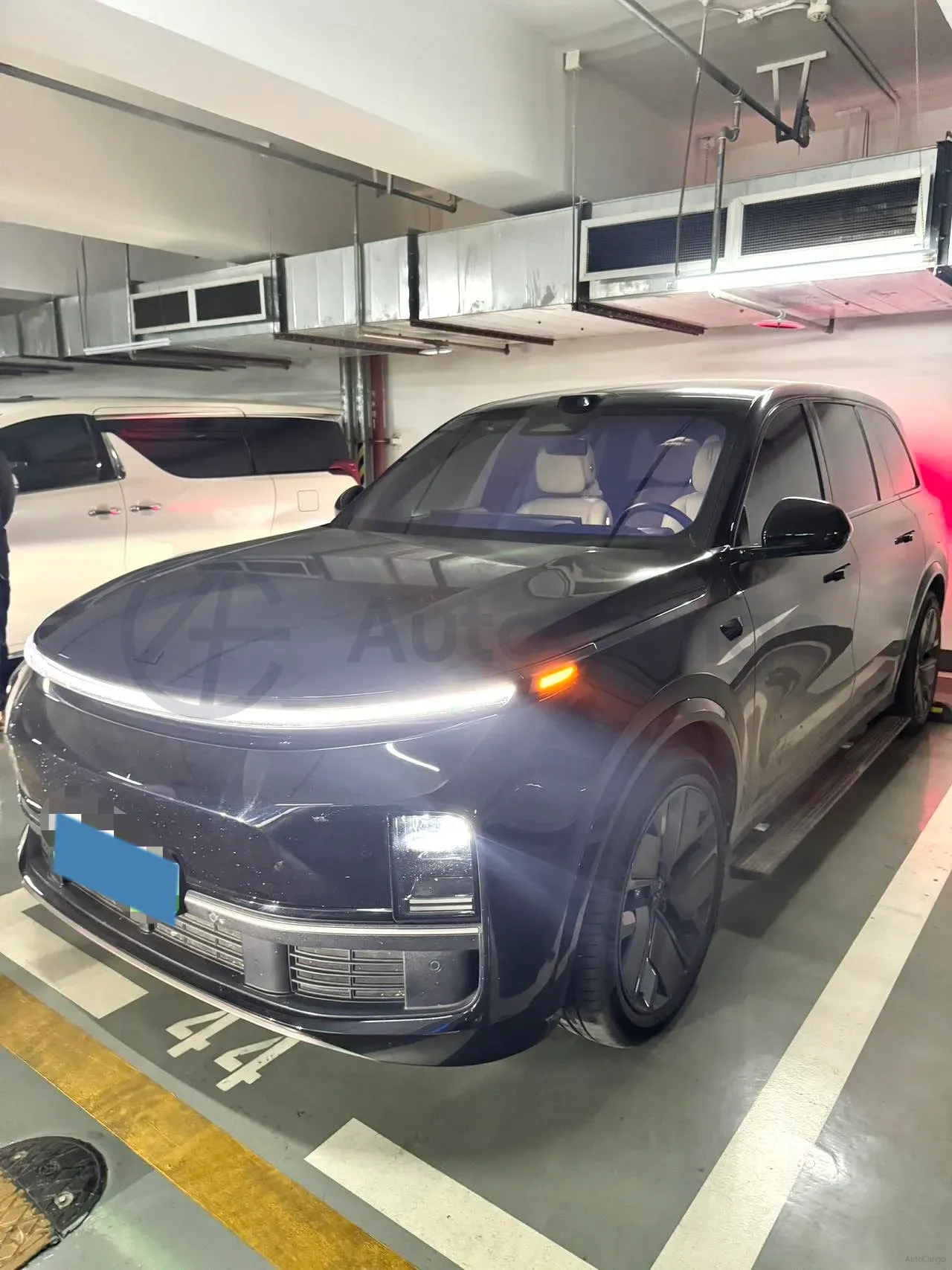 2025 Li L9 Range Extended 154HP REEV,autocango,china used car exporter,china ev exporter,chinese used car exporter,chinese used ev exporter