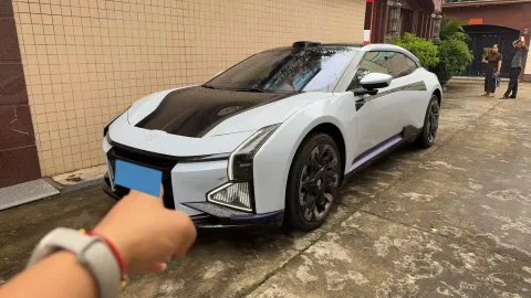 2023 HiPhi Z BEV 120KWH,autocango,china used car exporter,china ev exporter,chinese used car exporter,chinese used ev exporter